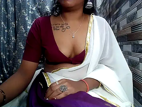 HOT AARVI11 online show from October 28, 4:09 pm