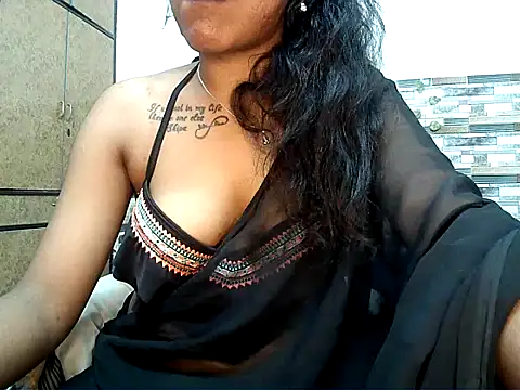 HOT AARVI11 online show from November 14, 4:06 pm