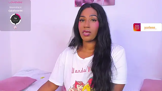 Snapshot of Brandy_brown_ chatting on May 23, 11:53 pm Brandy brown online show from May 23, 11:53 pm