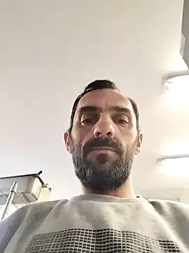 hotmen83 online show from October 24, 7:16 am