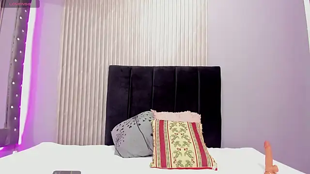 Sex samantha online show from December 22, 1:30 pm