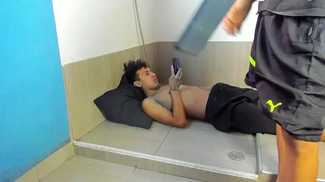 Snapshot of spicy_adonhis chatting on November 2, 7:27 pm spicy adonhis online show from November 2, 7:27 pm