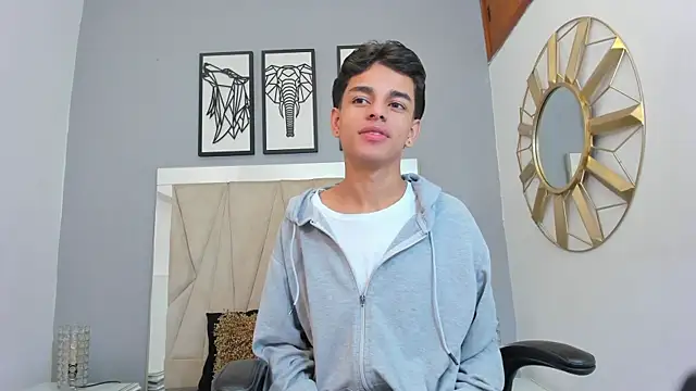 owen  johnson online show from October 20, 11:32 am