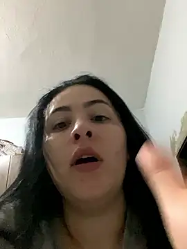 Snapshot of IvettSt_ chatting on January 14, 4:07 am IvettSt online show from January 14, 4:07 am