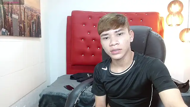 Snapshot of nathanclay chatting on October 25, 4:09 am nathanclay online show from October 25, 4:09 am