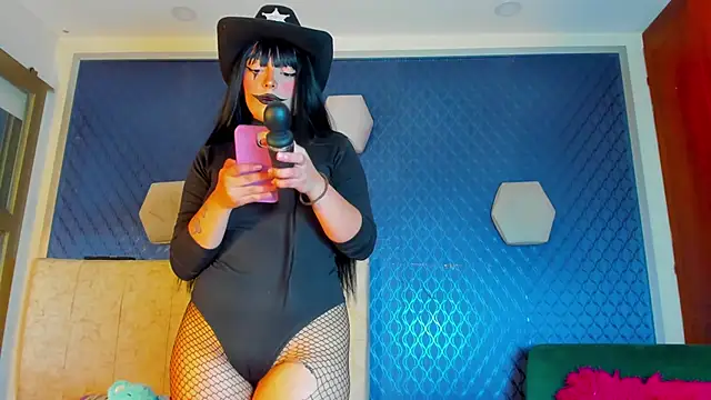 Snapshot of thania_777 chatting on November 3, 9:48 pm thania 777 online show from November 3, 9:48 pm