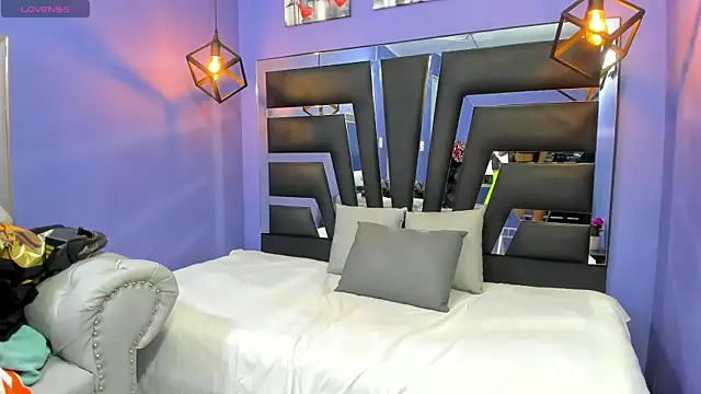 Snapshot of lilyth_adam chatting on December 2, 1:55 am lilyth adam online show from December 2, 1:55 am