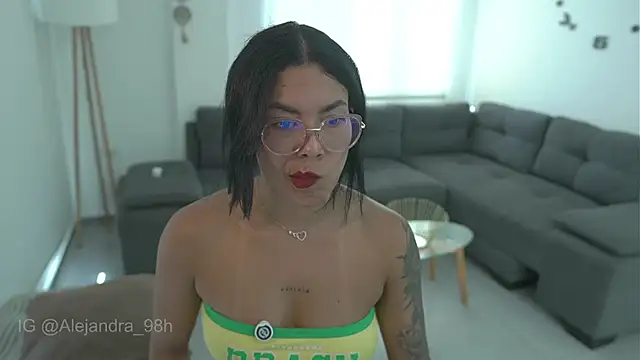 kyria 1 online show from October 5, 8:18 pm