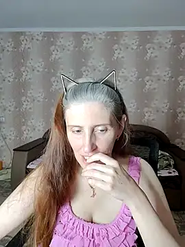 CandiCole online show from August 1, 6:56 am
