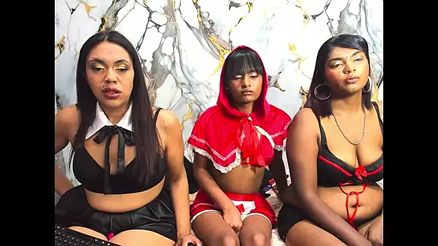 indiandesire4u69 online show from September 28, 12:05 am