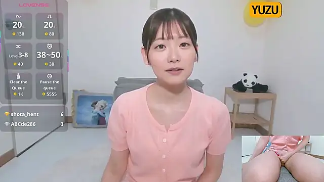 Snapshot of yuzukichi_jp chatting on September 28, 5:02 am yuzukichi jp online show from September 28, 5:02 am