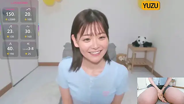 Snapshot of yuzukichi_jp chatting on October 3, 11:07 am yuzukichi jp online show from October 3, 11:07 am