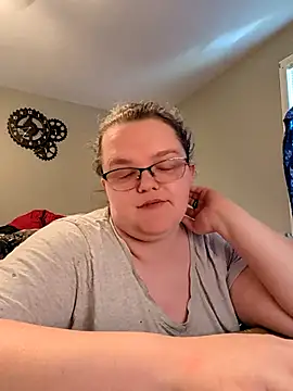 Snapshot of TheMistyPrice chatting on June 28, 5:30 pm TheMistyPrice online show from June 28, 5:30 pm