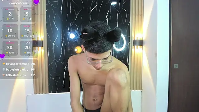 Snapshot of BILLY_JAMEES chatting on September 20, 12:00 am BILLY JAMEES online show from September 20, 12:00 am