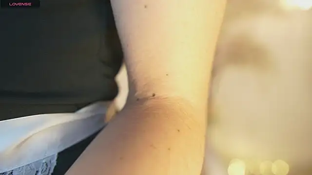 Snapshot of JadeSummerr chatting on November 25, 11:32 am JadeSummerr online show from November 25, 11:32 am