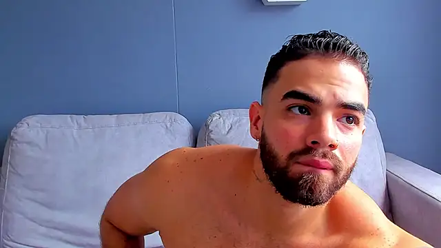 Paul Phoenix online show from October 21, 8:31 pm