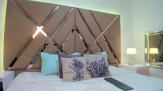 Snapshot of BelhaLawuo chatting on September 10, 8:53 pm BelhaLawuo online show from September 10, 8:53 pm