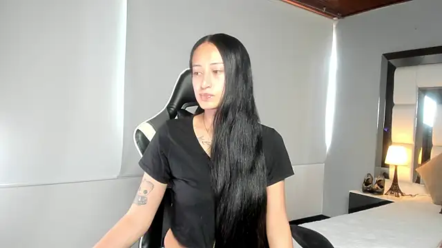 Adhara7 online show from December 5, 8:05 pm