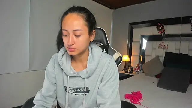 Adhara7 online show from January 5, 8:01 pm