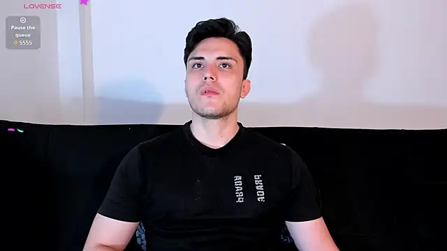 Snapshot of jasonxd9898 chatting on November 19, 1:27 am jasonxd9898 online show from November 19, 1:27 am