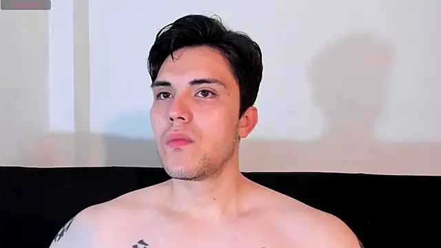 jasonxd9898 online show from December 18, 1:28 pm