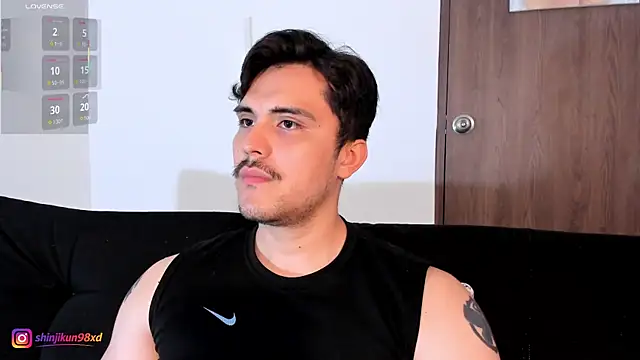 jasonxd9898 online show from May 9, 3:06 pm
