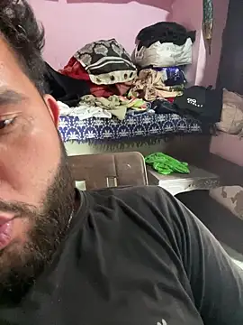 Snapshot of amitsharma7868 chatting on November 5, 8:47 am amitsharma7868 online show from November 5, 8:47 am