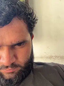 Snapshot of amitsharma7868 chatting on November 28, 9:01 am amitsharma7868 online show from November 28, 9:01 am