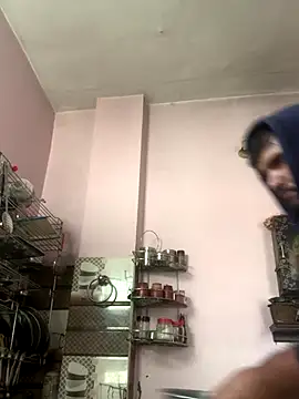 Snapshot of amitsharma7868 chatting on December 4, 8:12 am amitsharma7868 online show from December 4, 8:12 am