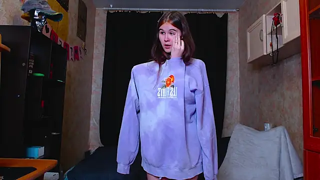 Snapshot of litle_owl chatting on September 23, 5:05 pm litle owl online show from September 23, 5:05 pm