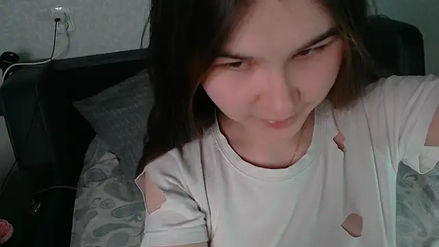 Snapshot of litle_owl chatting on May 3, 2:56 pm litle owl online show from May 3, 2:56 pm