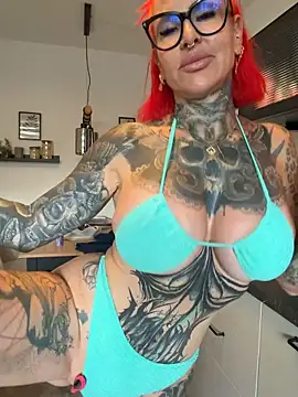 CatCoxx online show from June 30, 5:41 am