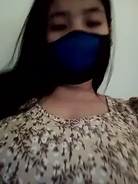 Snapshot of babyjunee12 chatting on January 19, 6:28 am babyjunee12 online show from January 19, 6:28 am