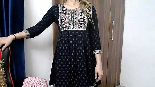 Snapshot of niya-cute chatting on October 26, 10:25 pm niya-cute online show from October 26, 10:25 pm