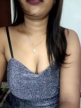Snapshot of Tamil_kavinila chatting on May 6, 4:30 am Tamil kavinila online show from May 6, 4:30 am