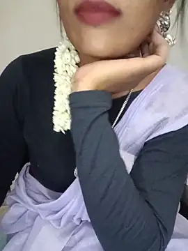 Snapshot of Tamil_kavinila chatting on May 30, 5:37 am Tamil kavinila online show from May 30, 5:37 am