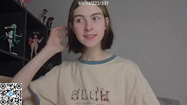 Snapshot of bertamimi chatting on November 11, 6:41 pm bertamimi online show from November 11, 6:41 pm