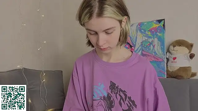 Snapshot of bertamimi chatting on January 14, 7:19 pm bertamimi online show from January 14, 7:19 pm