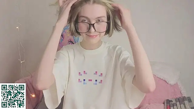 Snapshot of bertamimi chatting on February 12, 5:41 pm bertamimi online show from February 12, 5:41 pm