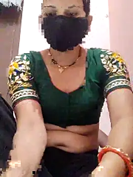 poojam93 online show from December 16, 3:33 am