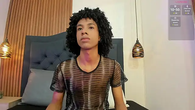 Snapshot of Johan_gz_ chatting on June 26, 11:14 am Johan gz online show from June 26, 11:14 am