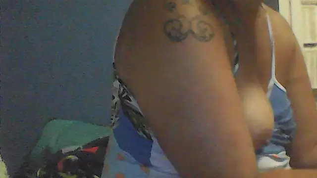 sarahkat86 online show from October 29, 3:53 am