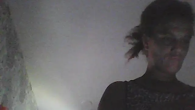 sarahkat86 online show from November 3, 12:50 pm