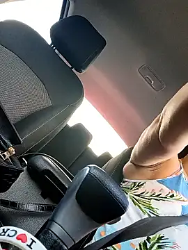 sarahkat86 online show from January 9, 2:31 pm