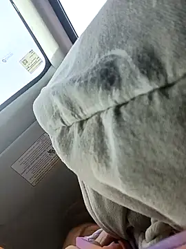 sarahkat86 online show from January 14, 4:23 pm