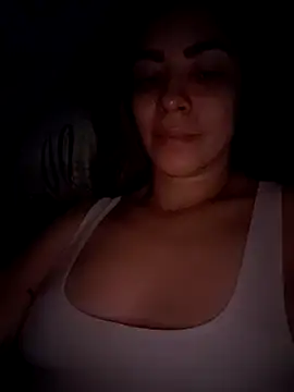 CristalHeart  online show from November 22, 3:38 am