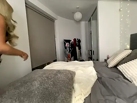 Laceyvipx online show from January 10, 6:09 pm