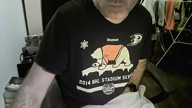 Snapshot of Chrisprngr chatting on March 14, 9:53 pm Chrisprngr online show from March 14, 9:53 pm