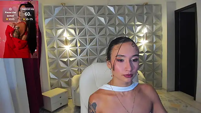 hellen tease online show from June 9, 1:01 pm