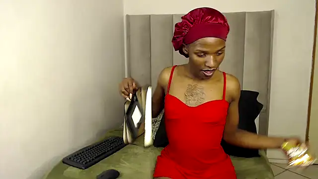 Trans fairy online show from November 21, 6:39 pm